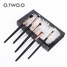 Load image into Gallery viewer, O.TWO.O 5pcs/set Brushes For Makeup Soft Synthetic Hair Wooden Handle Eyeshadow Brush With Gift Box Cosmetics Kit